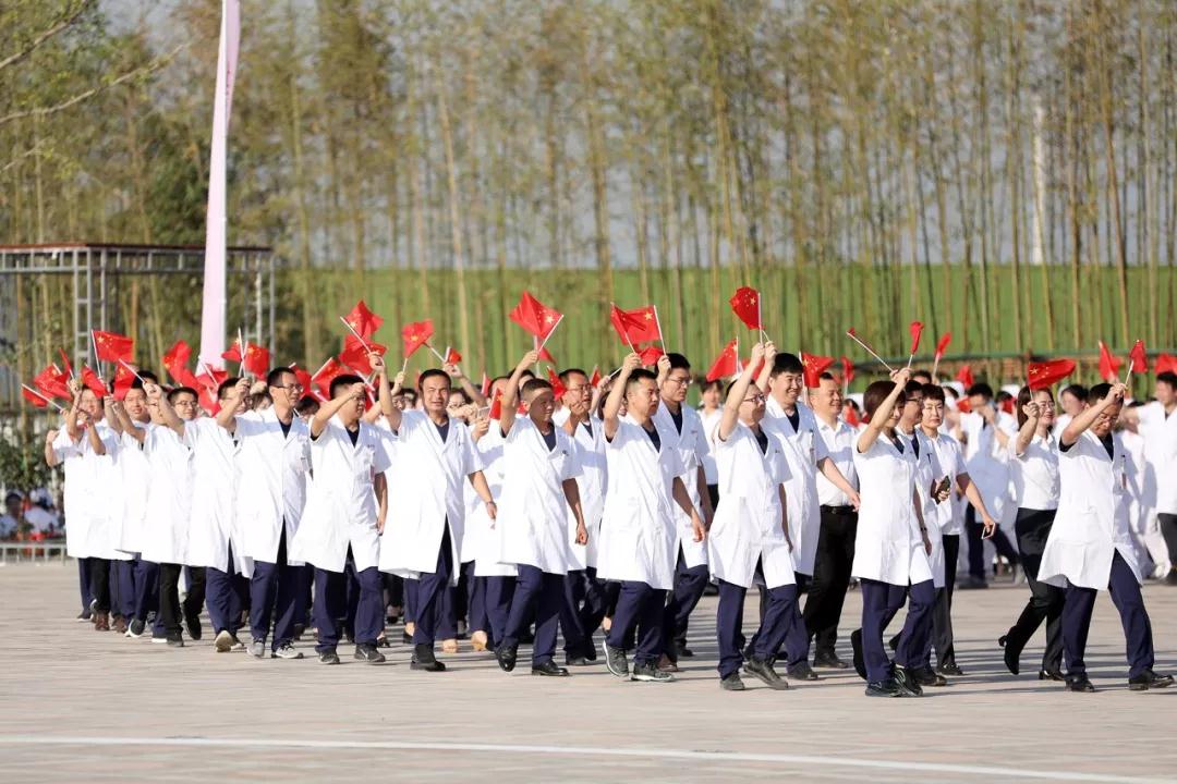 人民日?qǐng)?bào)海外網(wǎng)記者走進(jìn)西安國(guó)際醫(yī)學(xué)中心，請(qǐng)看報(bào)道