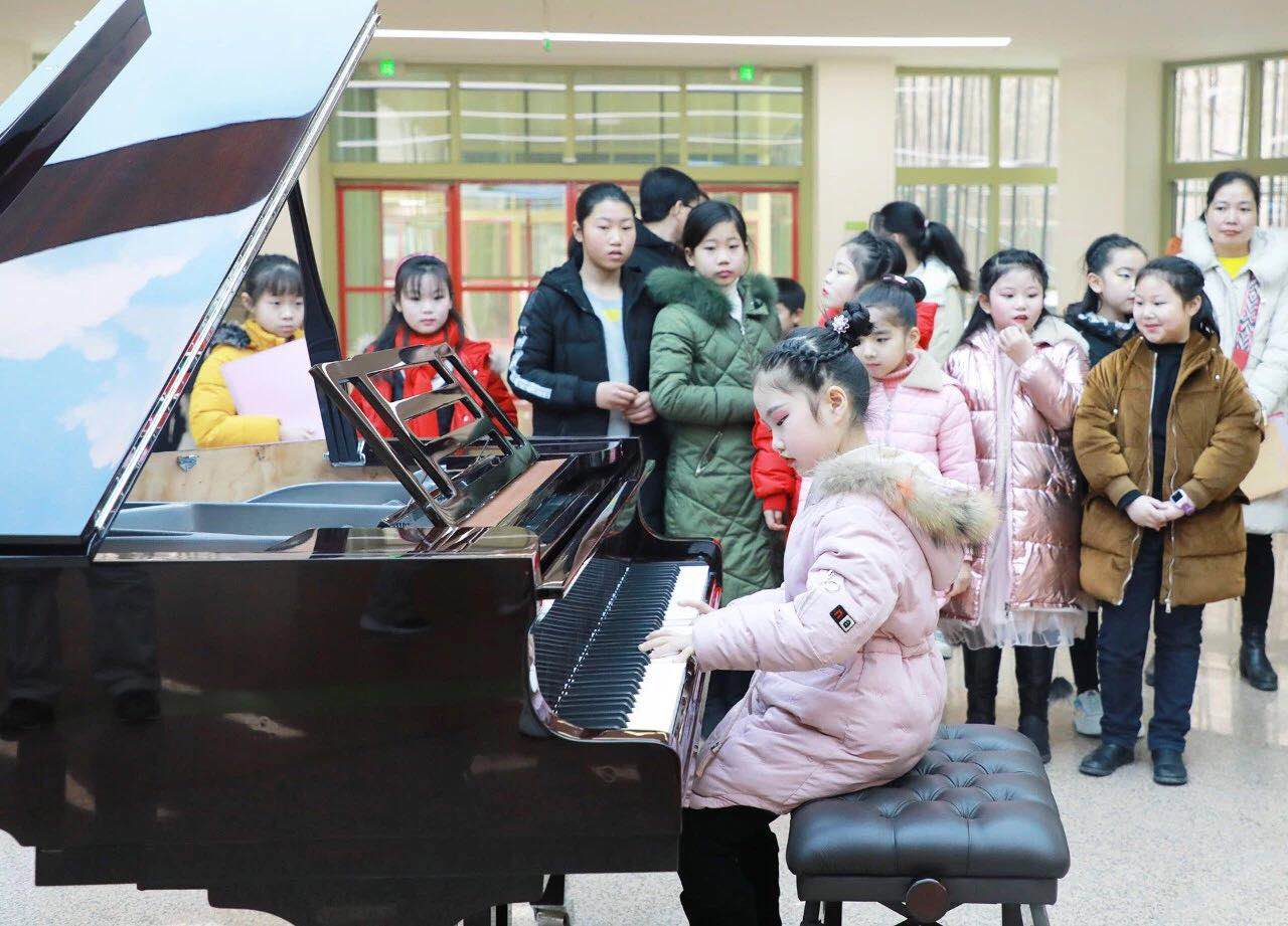 暖心！“小演奏家”走進西安國際醫(yī)學中心醫(yī)院——“寒假健康教育公益行”研學活動之二