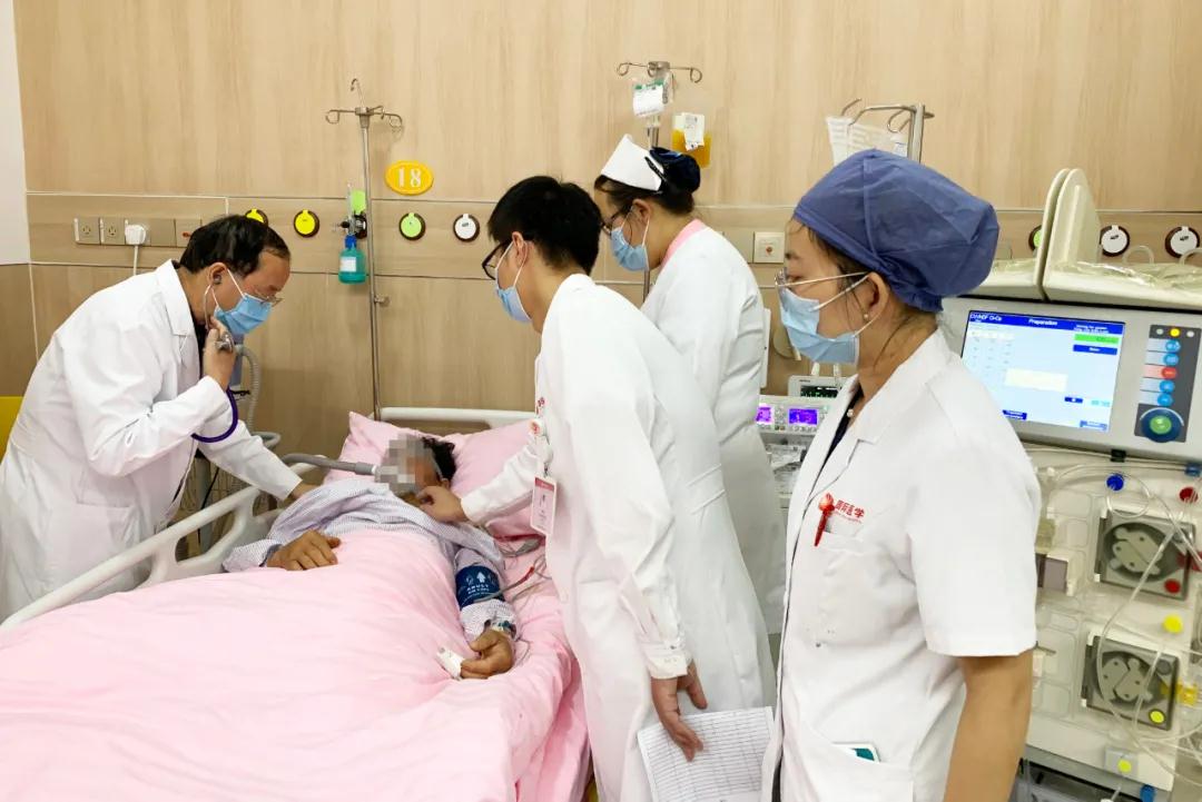 72小時(shí)緊急救治！64歲危重出血熱患者闖過生死關(guān)